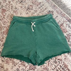 GREEN boyfriend lounge short!